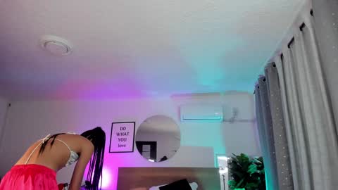 Snapshot of valery_yepes_ chatting on February 1, 2025, 3:28 pm Valery online show from February 1, 2025, 3:28 pm