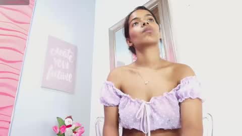 Snapshot of valerynbrown chatting on December 16, 2024, 3:51 am valery online show from December 16, 2024, 3:51 am