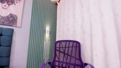 Snapshot of valerynbrown chatting on November 9, 2025, 8:51 pm valery online show from November 9, 2025, 8:51 pm