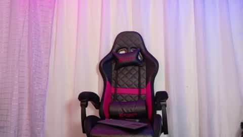 Snapshot of valerysnow_ chatting on March 21, 2026, 1:21 am Valery online show from March 21, 2026, 1:21 am