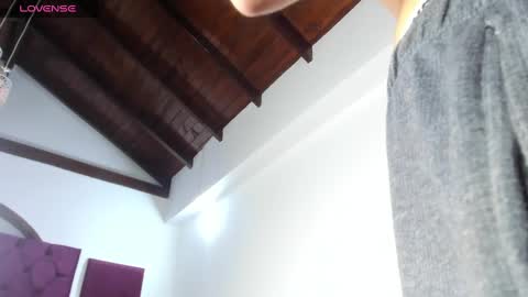 Snapshot of valerystonne_ chatting on September 9, 2025, 8:08 pm Valery Stonne online show from September 9, 2025, 8:08 pm