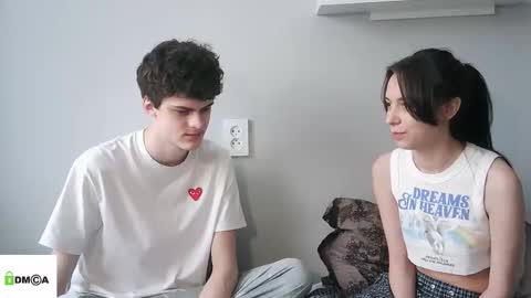 Snapshot of valesios chatting on February 19, 2026, 9:38 am valesios online show from February 19, 2026, 9:38 am