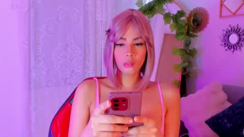 Snapshot of valezny69 chatting on December 2, 2025, 1:28 pm Valezny V online show from December 2, 2025, 1:28 pm