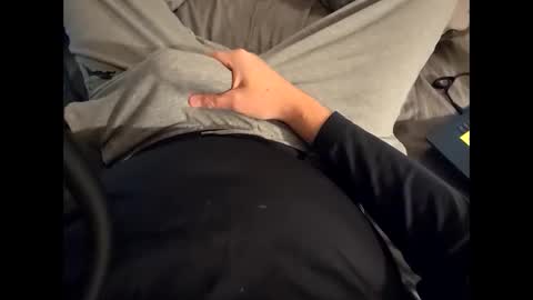 Snapshot of valhal2020 chatting on October 2, 2025, 1:34 am Valhal online show from October 2, 2025, 1:34 am