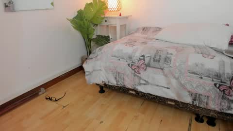 Valka  online show from April 8, 2026, 3:50 am