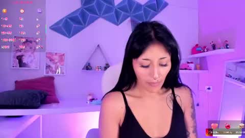 Snapshot of valkiria_ponce chatting on June 24, 2026, 7:18 am Valkiria online show from June 24, 2026, 7:18 am