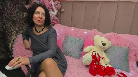 Snapshot of valleriwind chatting on January 8, 2025, 6:20 pm ValleriWind online show from January 8, 2025, 6:20 pm