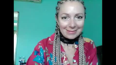 Snapshot of valleriwind chatting on February 10, 2025, 12:30 am ValleriWind online show from February 10, 2025, 12:30 am