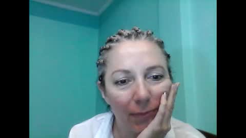 Snapshot of valleriwind chatting on February 17, 2025, 12:59 pm ValleriWind online show from February 17, 2025, 12:59 pm