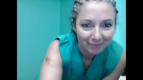 Snapshot of valleriwind chatting on February 18, 2025, 6:26 pm ValleriWind online show from February 18, 2025, 6:26 pm