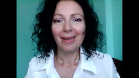 Snapshot of valleriwind chatting on March 11, 2025, 12:44 am ValleriWind online show from March 11, 2025, 12:44 am