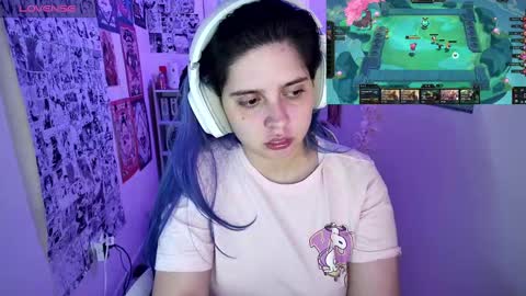 Snapshot of vallolet1_ chatting on September 28, 2025, 6:52 am Im Violet online show from September 28, 2025, 6:52 am