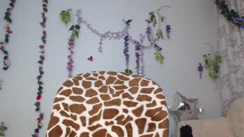 Snapshot of valquiria_sirgun chatting on March 7, 2025, 3:39 pm valquiria_sirgun online show from March 7, 2025, 3:39 pm