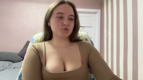 Lily online show from July 11, 2026, 11:28 pm