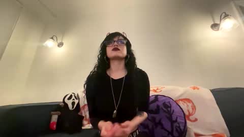 vampgatita online show from April 3, 2026, 12:30 am