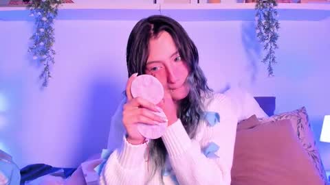 Snapshot of vampgyal chatting on October 20, 2025, 8:42 pm vamp online show from October 20, 2025, 8:42 pm