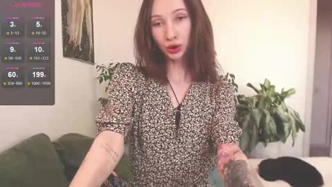Snapshot of vampire_valentine chatting on April 30, 2026, 7:47 am Mollyy Valentine online show from April 30, 2026, 7:47 am