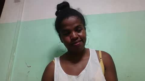 Snapshot of vanafiry chatting on January 14, 2025, 5:34 pm vanafiry online show from January 14, 2025, 5:34 pm