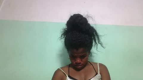 Snapshot of vanafiry chatting on February 1, 2025, 3:28 pm vanafiry online show from February 1, 2025, 3:28 pm