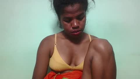 Snapshot of vanafiry chatting on February 2, 2025, 7:35 pm vanafiry online show from February 2, 2025, 7:35 pm