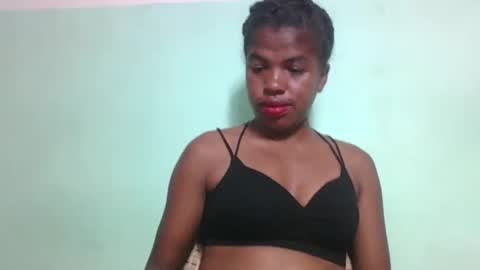 vanafiry online show from February 5, 2025, 11:02 am