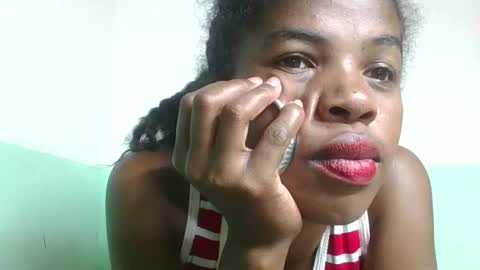 Snapshot of vanafiry chatting on February 8, 2025, 6:43 am vanafiry online show from February 8, 2025, 6:43 am