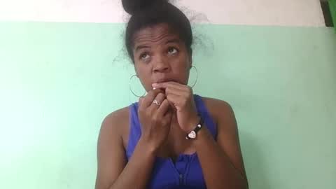 Snapshot of vanafiry chatting on February 27, 2025, 6:31 pm vanafiry online show from February 27, 2025, 6:31 pm