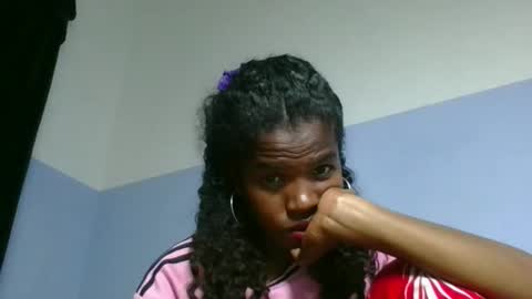 vanafiry online show from April 12, 2026, 4:34 pm