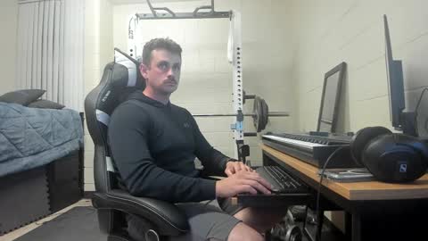 Snapshot of vandal2021 chatting on March 9, 2025, 6:50 am Vandal2021 online show from March 9, 2025, 6:50 am