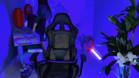 Snapshot of vandarossi chatting on February 5, 2025, 2:59 pm Vanda online show from February 5, 2025, 2:59 pm