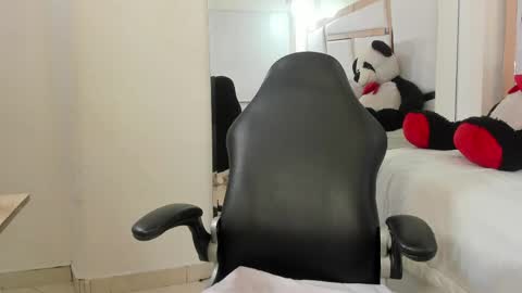 Snapshot of vanel_lope chatting on May 15, 2026, 11:01 pm Vanel Lope online show from May 15, 2026, 11:01 pm