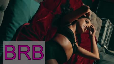 Vanessa online show from February 8, 2025, 5:18 pm