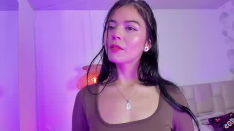 Snapshot of vanessa_cruz_18 chatting on May 30, 2026, 9:56 pm Vane online show from May 30, 2026, 9:56 pm