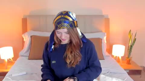 Snapshot of vanessa_foxyy chatting on May 16, 2026, 8:18 pm vanessa_foxyy online show from May 16, 2026, 8:18 pm