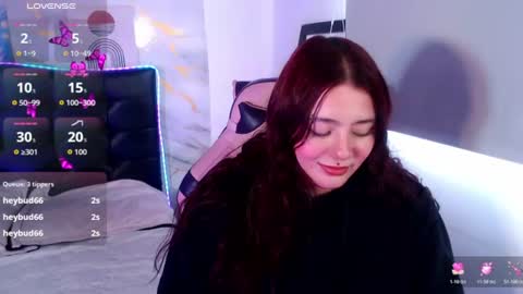 Vanesa online show from July 1, 2026, 1:45 pm