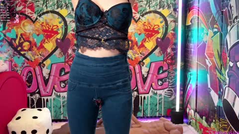 Snapshot of vanessa_love chatting on January 17, 2026, 4:54 pm Vanessa online show from January 17, 2026, 4:54 pm