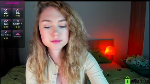 Snapshot of vanessa_maes chatting on December 10, 2024, 1:54 am Vanessa Maes online show from December 10, 2024, 1:54 am