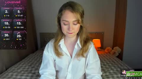 Snapshot of vanessa_maes chatting on February 10, 2025, 10:40 pm Vanessa Maes online show from February 10, 2025, 10:40 pm