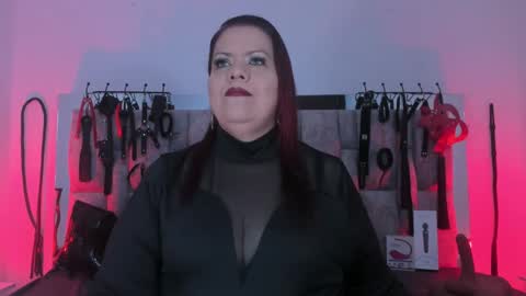 Vanessa online show from November 24, 2025, 11:54 am