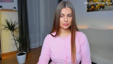 Snapshot of vanessa_moonn chatting on October 12, 2025, 1:54 pm vanessa_moonn online show from October 12, 2025, 1:54 pm