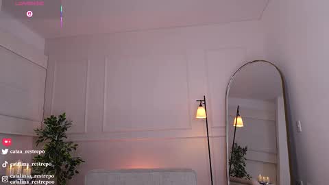 vanessa sexxy online show from March 29, 2026, 2:00 am