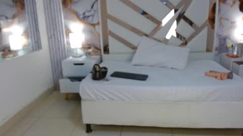 Vanessa Hard online show from October 4, 2025, 7:34 pm