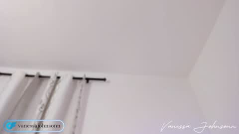 Snapshot of vanessajohnsonn chatting on December 25, 2024, 1:31 am vanessajohnsonn online show from December 25, 2024, 1:31 am