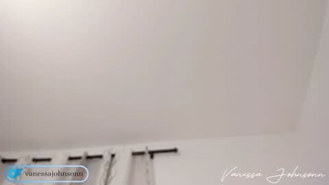 Snapshot of vanessajohnsonn chatting on January 4, 2025, 4:12 am vanessajohnsonn online show from January 4, 2025, 4:12 am