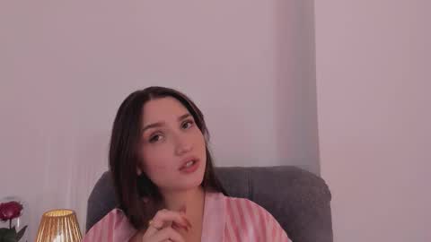 Snapshot of vanessajohnsonn chatting on February 25, 2026, 1:04 am vanessajohnsonn online show from February 25, 2026, 1:04 am