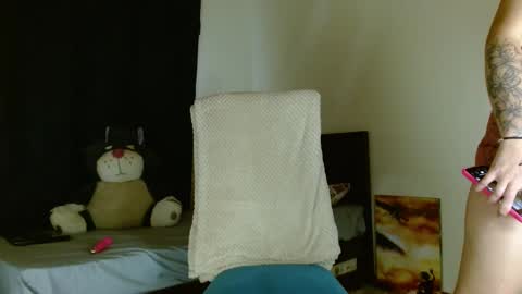 Vanesa online show from November 1, 2025, 10:12 pm