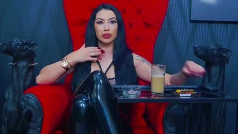 Snapshot of vanessamorningstar1 chatting on February 4, 2025, 7:11 pm Miss Vanessa online show from February 4, 2025, 7:11 pm