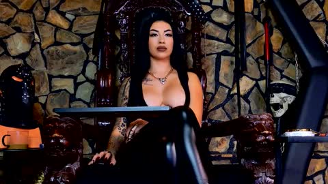 Snapshot of vanessamorningstar1 chatting on October 15, 2025, 6:52 pm Miss Vanessa online show from October 15, 2025, 6:52 pm