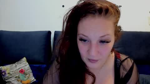 Snapshot of vanessasquirtt chatting on December 9, 2024, 5:29 am Vanessa online show from December 9, 2024, 5:29 am