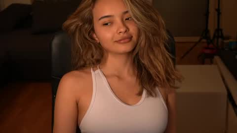 Irina online show from April 13, 2026, 9:20 pm